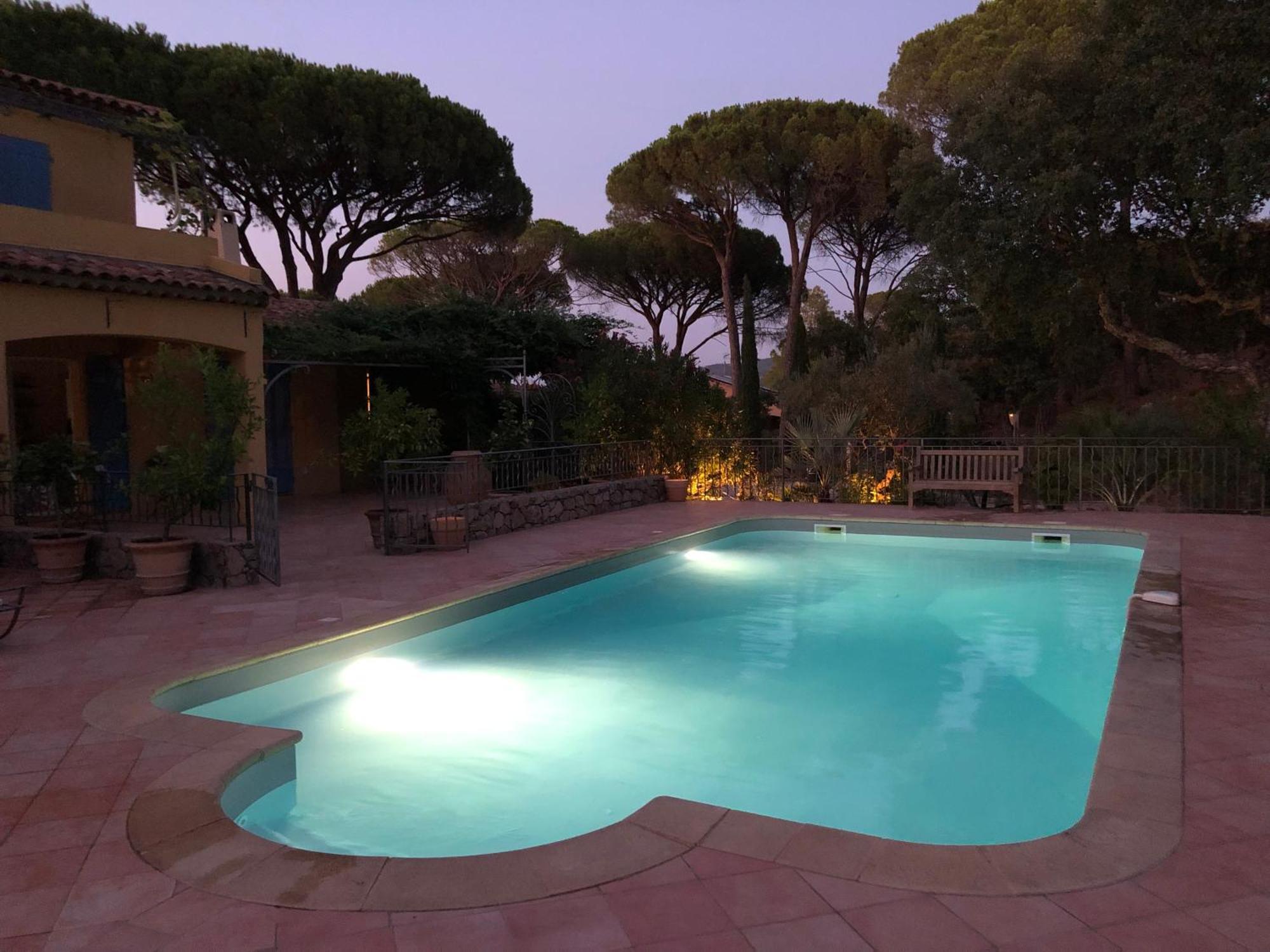 Sous Les Pins Parasols Vidauban Exterior photo